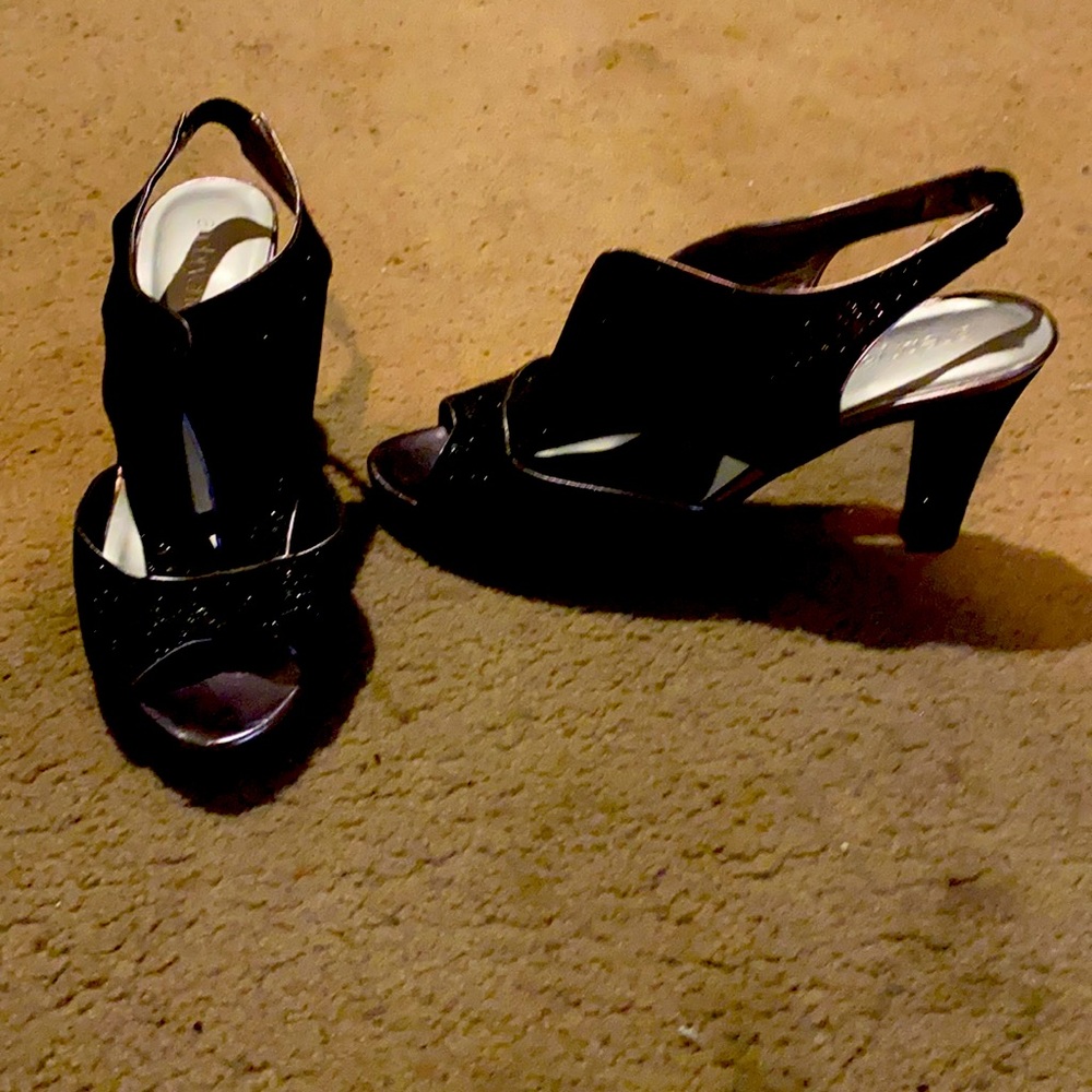 Lane Bryant 4” tuxedo sparkle black formal heels